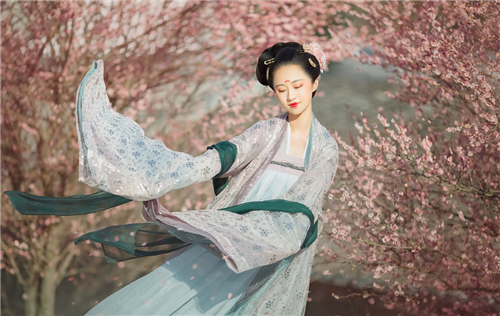 李煜|李煜最香艳的一首诗，描写女子最美的部位，最后两句尤其肉麻