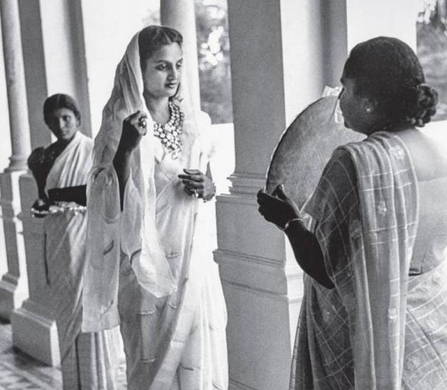 西塔德维还因为珠宝和辛普森夫人发生过一件不愉快的事情.