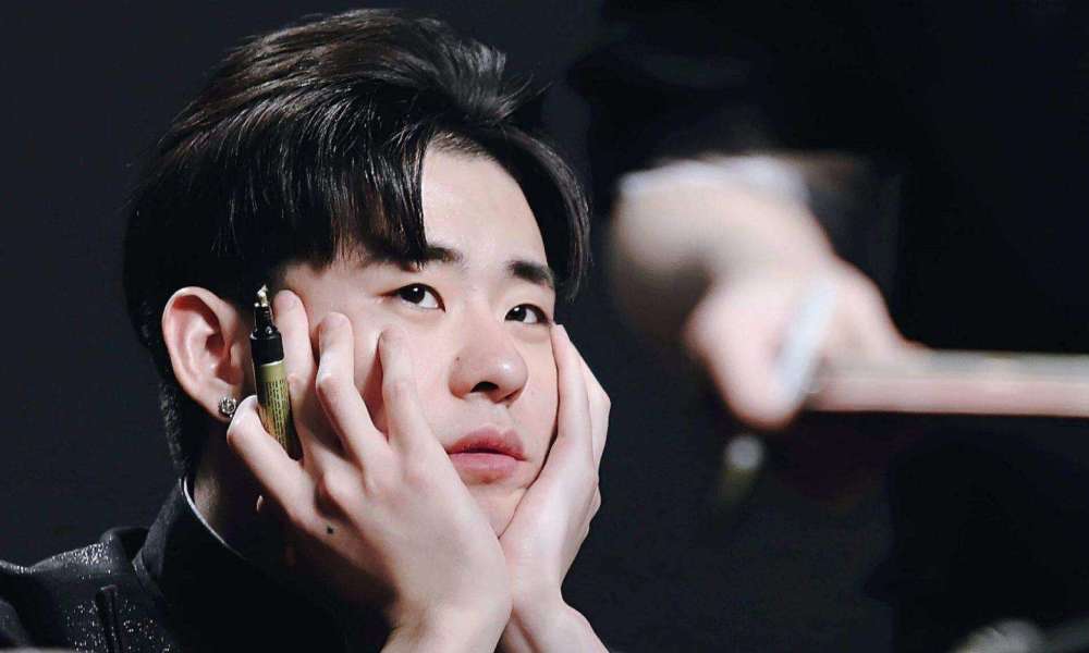 张云雷|张云雷热度呈断层式第一！郭麒麟位居第二，德云社十月热度榜出炉