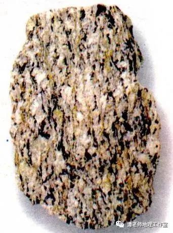 地理视野 如何分辨生活中常见的岩石种类 岩石 沉积岩 变质岩