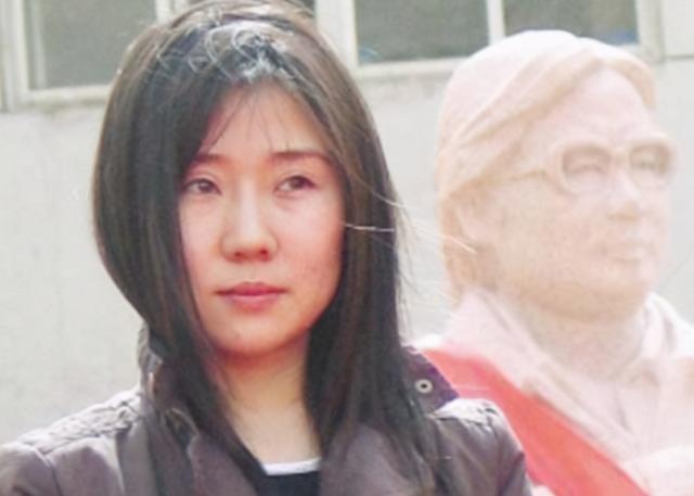 路遥临终前与妻子林达离婚,数年后,女儿却将母亲林达告上了法庭_腾讯