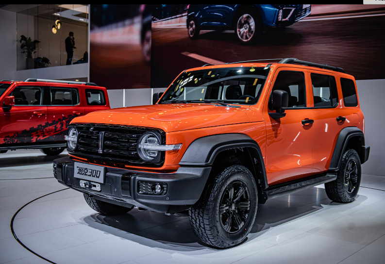 wey坦克300|深度解析：WEY坦克300力压牧马人荣膺越野之王，实力何在