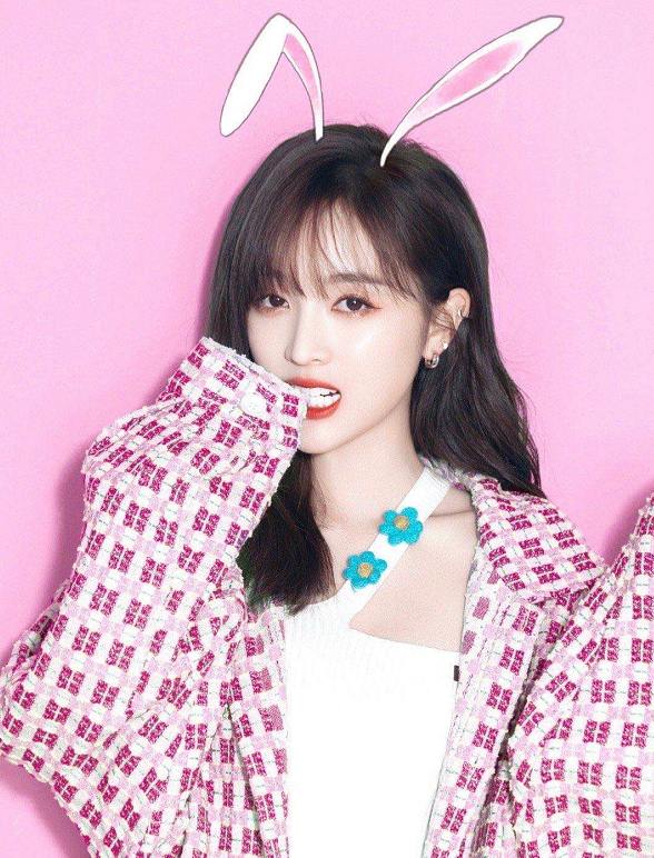 肖战|肖战《斗罗大陆》预告来袭，话题登海外热搜榜，热度直超《有翡》