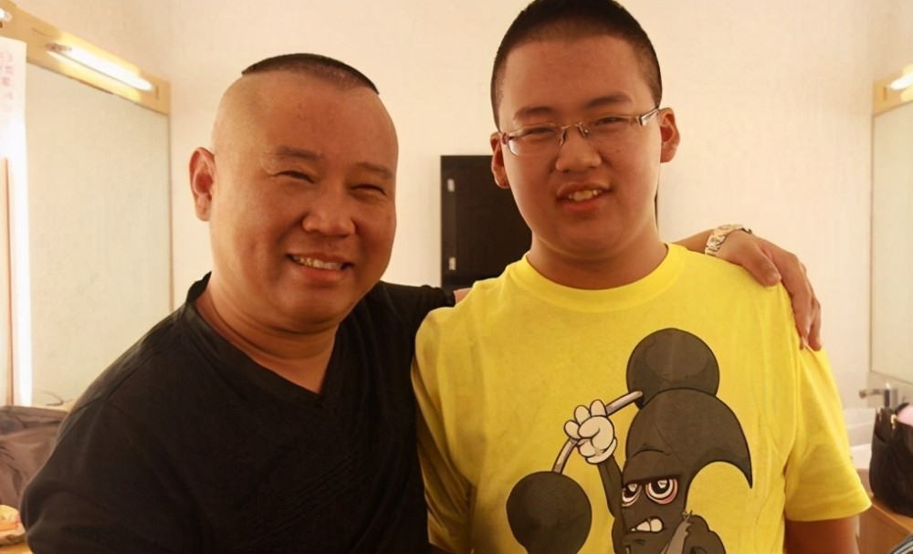 郭麒麟|郭德纲挫折式教育出优秀的郭麒麟，李双江溺爱李天一成坑爹代言人