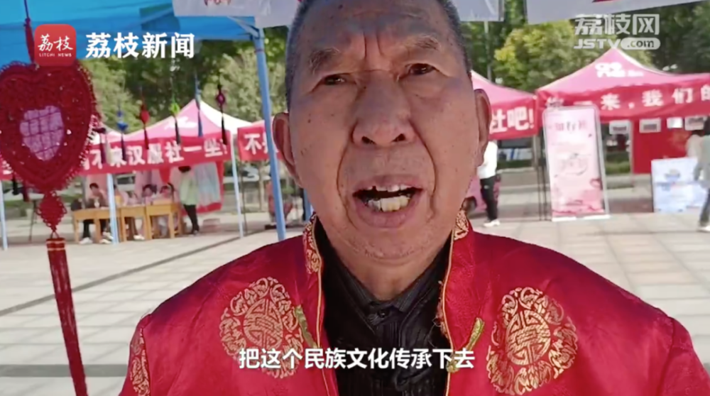 社团|高校社团花式招新，“炸”全场！