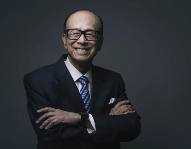 李嘉诚 错失首富，李嘉诚这次真的“栽了”！