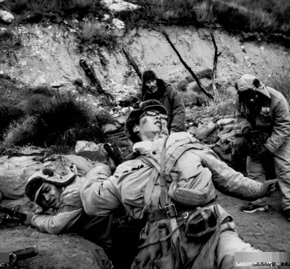 松骨峰阻击战志愿军三连打的有多艰难斯大林看完战况后泪流满面