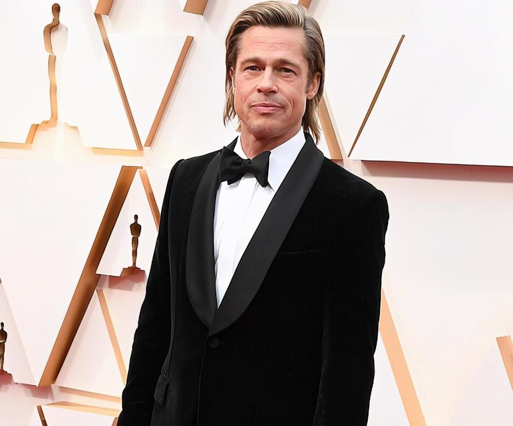 布拉德 皮特与27岁女友分手 女方已回归家庭 与68岁丈夫无嫌隙 腾讯新闻