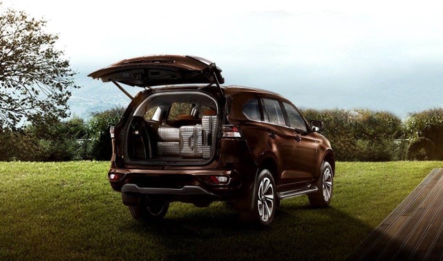 全新五十铃mux牧游侠亮相将于2021年上市