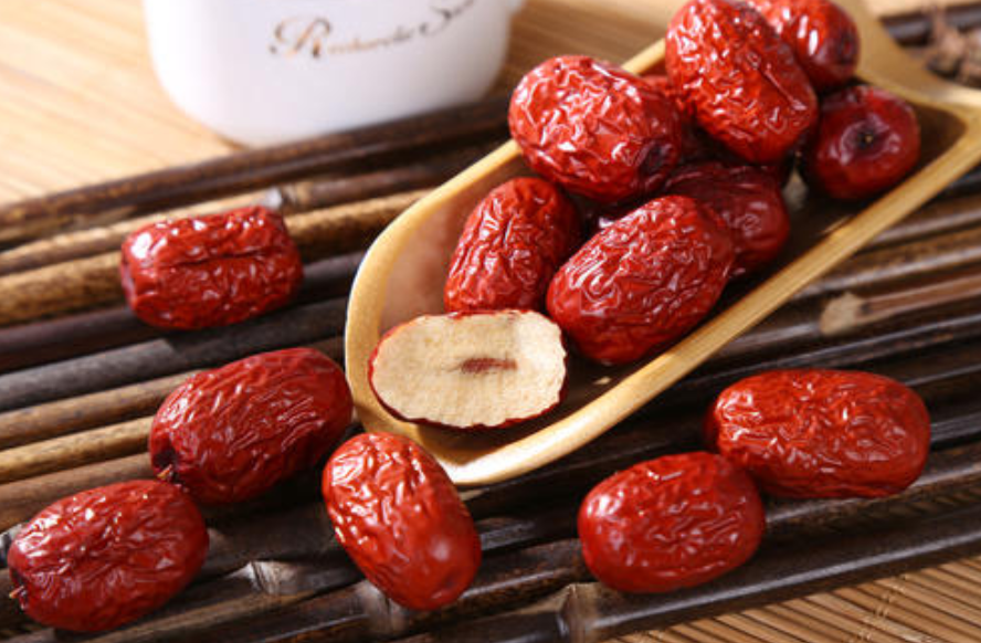 生姜|大枣生姜汤简单易做，冬季常喝，可预防手脚发凉