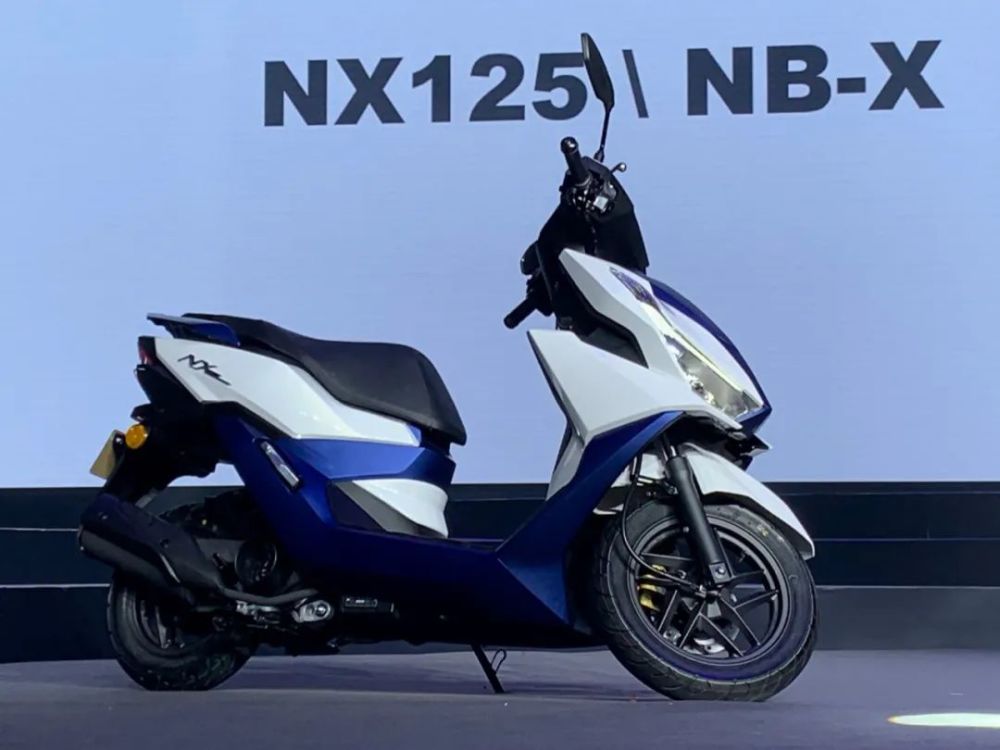 7280元起,五羊本田發佈125cc,100cc兩款年輕化踏板車