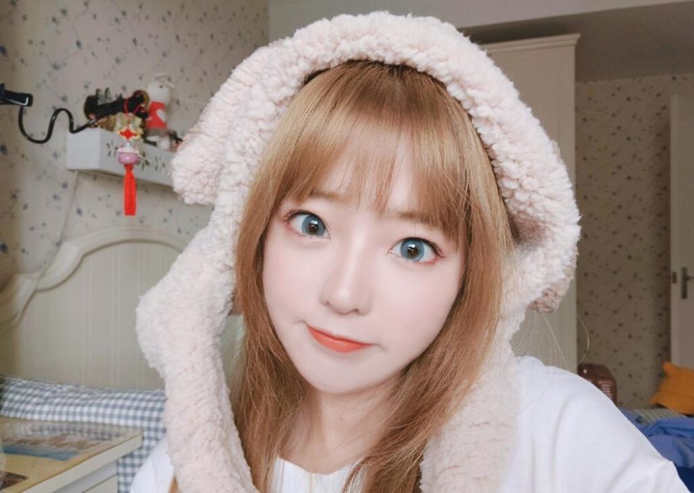 千万网红p图成瘾新视频出现芒果脸美颜开到脸部扭曲