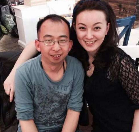 娱乐圈里的丑男配美女第一个让人羡慕最后一个让人惋惜