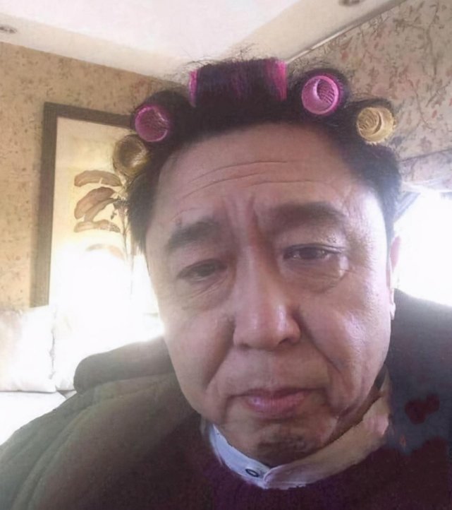 于谦围观事件后再翻车官宣时认错老婆又贡献新包袱