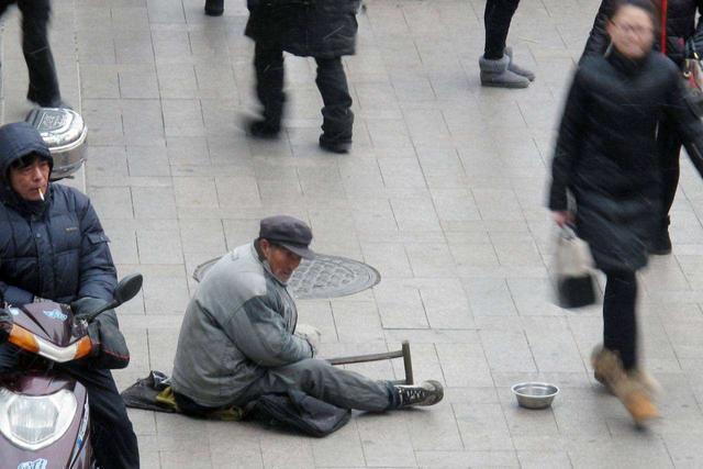 街上乞讨的乞丐疫情期间为何全部消失了他们都去哪里了