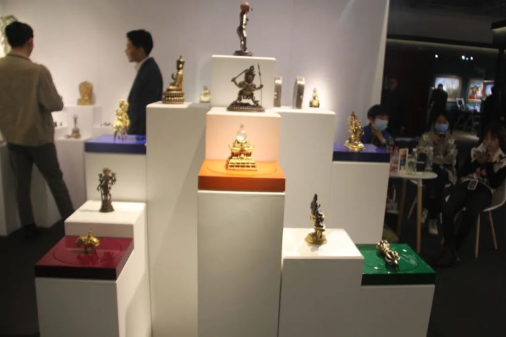 古董|2020年嘉德典亚开幕：会友人、谈艺术，再做单生意