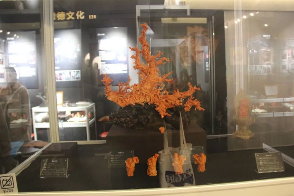 古董|2020年嘉德典亚开幕：会友人、谈艺术，再做单生意