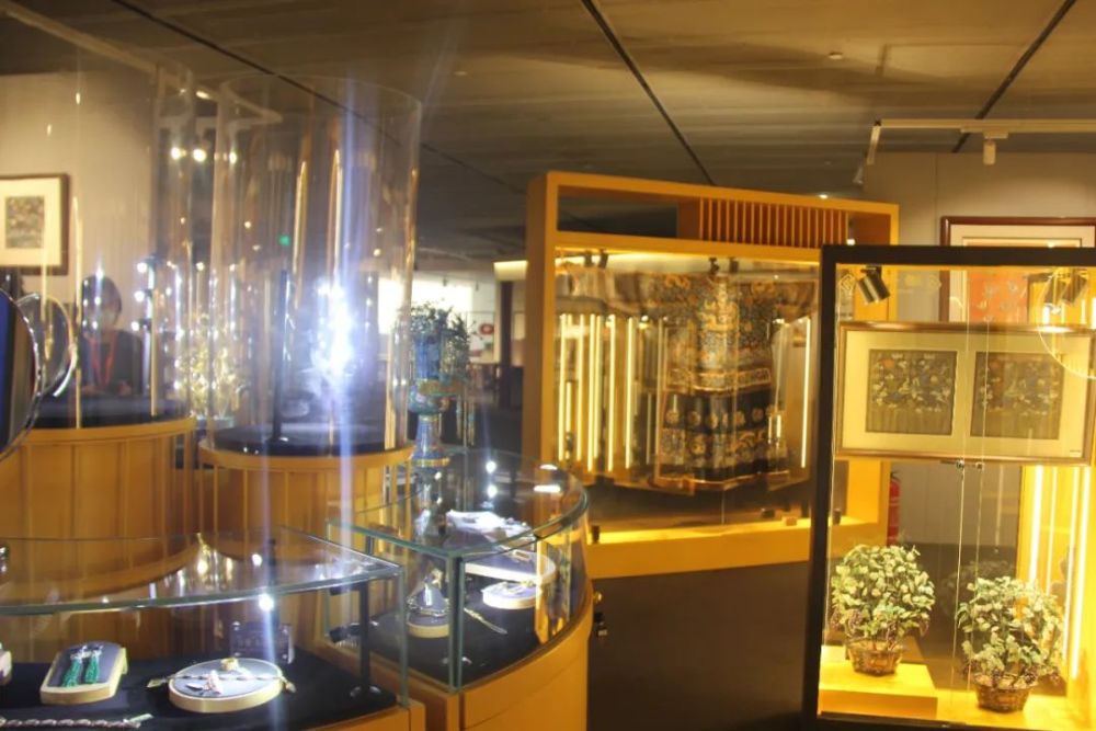 古董|2020年嘉德典亚开幕：会友人、谈艺术，再做单生意