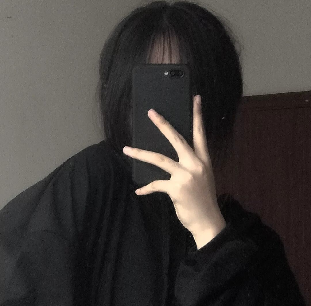 黑色丧系高冷女头失望到极致文案