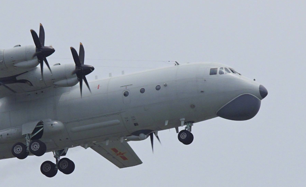 运8反潜机的长尾巴真大有来头除美国外全世界仅中国能制造