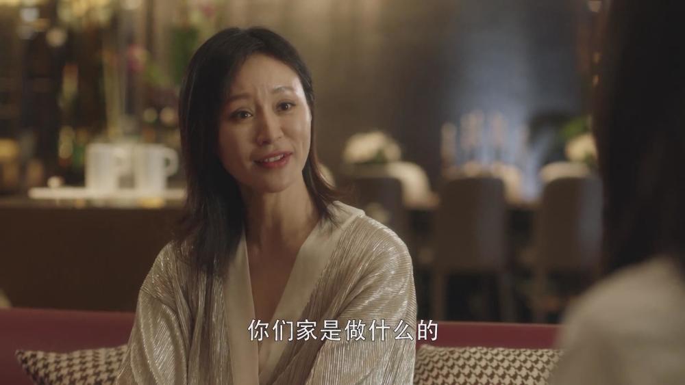 顶楼首播三十而已太太圈升级版讽刺上流社会