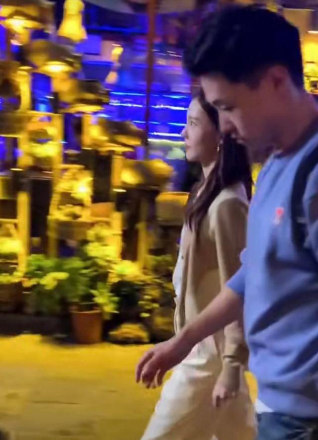 女儿们的恋爱|金晨张继科没戏，《女儿们的恋爱》曝新路透，金晨约会新的男嘉宾