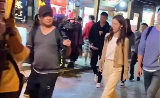 女儿们的恋爱|金晨张继科没戏，《女儿们的恋爱》曝新路透，金晨约会新的男嘉宾