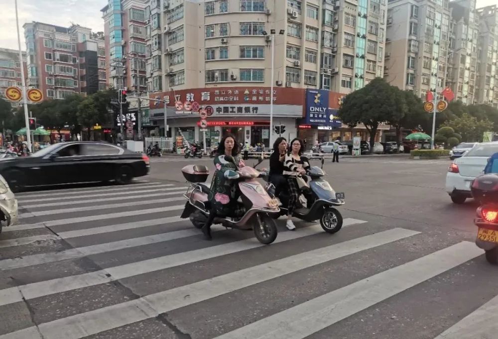 连江最新一批交通违法行为被曝光不打马赛克高清霸屏看看都有谁
