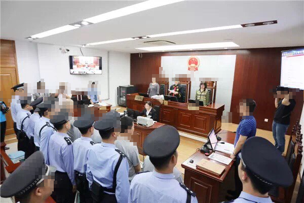 网络图片被告人江俊龙犯非法拘禁罪,判处有期徒刑九个月;犯故意伤害罪