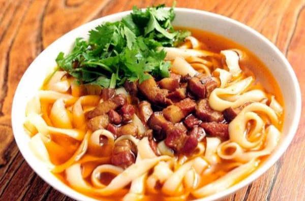 山西刀削面,每一刀都是智慧