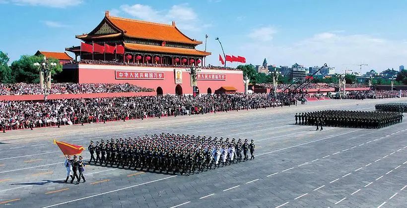 中国,强大而亲切