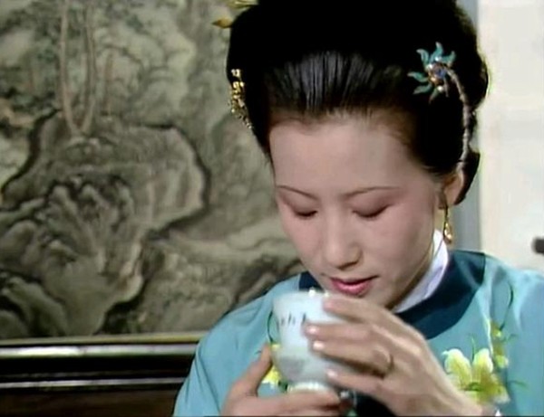 红楼梦|红楼梦里行走的贞节牌坊，她早已输掉的人生，在大观园重获春光