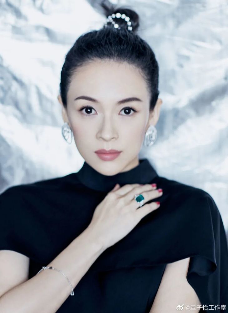 倪妮|都是同样一颗头，为啥倪妮是“高级感”，她就得被嘲“胖头鱼”啊？！