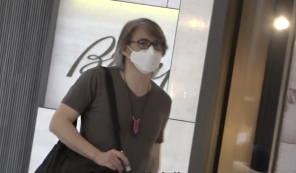 郭耀明|56岁郭耀明隐退后罕露脸，头发花白显沧桑，转行卖保险至今未婚