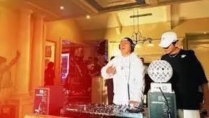 陈凯歌|大小也是个啃老族，别这么玻璃心行么……