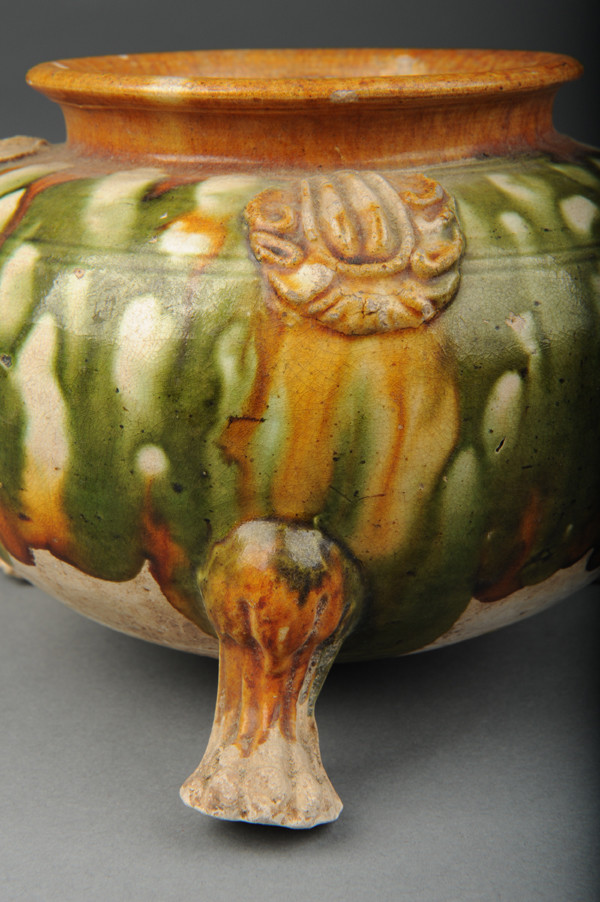 文物背后的故事唐三彩釉陶三足炉