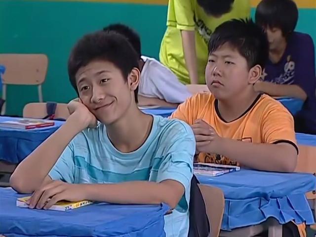 张一山|张一山：童年滤镜“碎”了一地