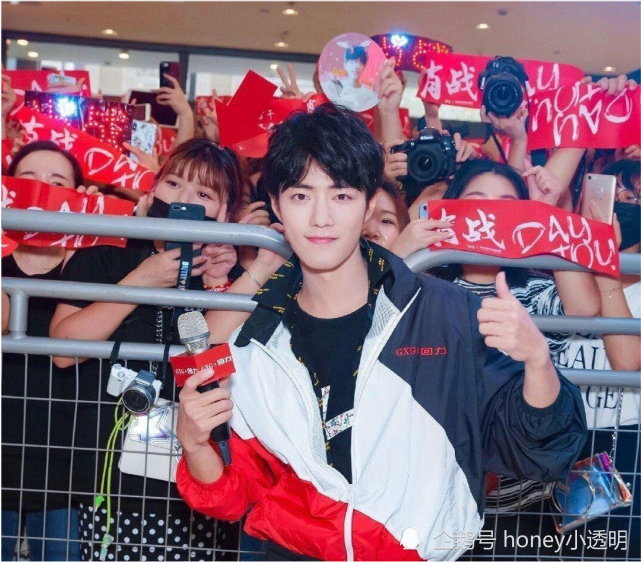 肖战|肖战新代言又遭抵制，品牌与他撇清关系？粉丝却学会保护他了！