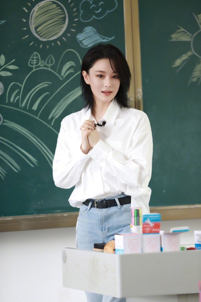 张馨予|张馨予发文公开diss八组匿名爆料：就没人管管吗？网友称赞：军嫂很敢说