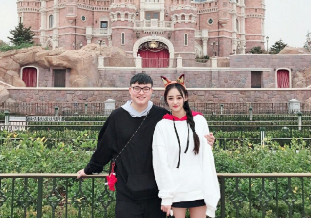 uzi女友和史森明结婚奥咪咪崩溃发文要点职业操守