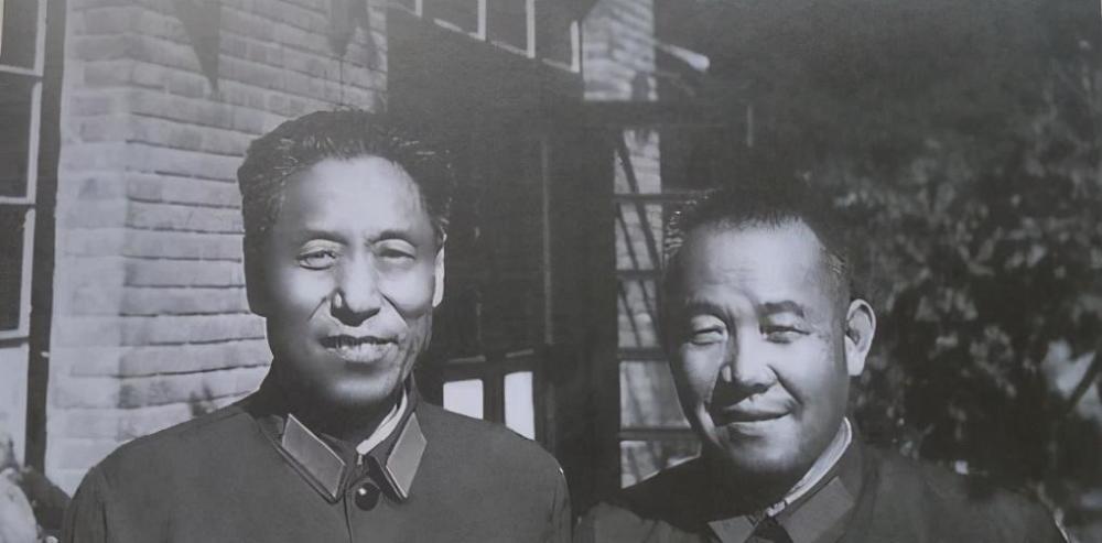 敢和旋风将军韩先楚叫板,让开国上将刘亚楼三顾茅庐,他究竟是谁_腾讯