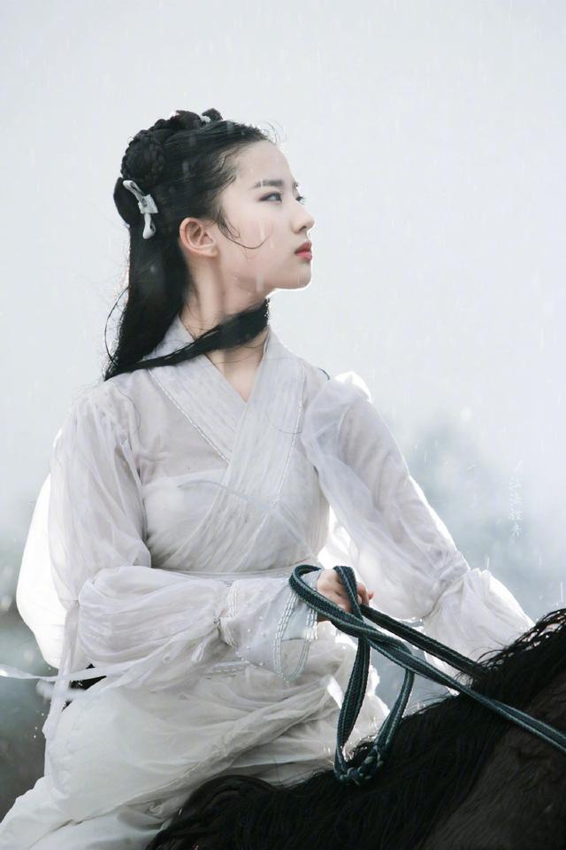 金庸|金庸作品改编经典角色大盘点：林青霞之后，再无东方不败？