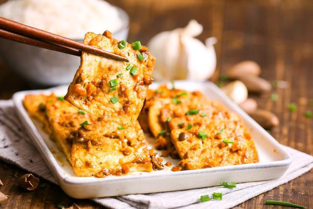 苏东坡首创素食菜—东坡豆腐,满满的江南风,满足你一天的钙需求