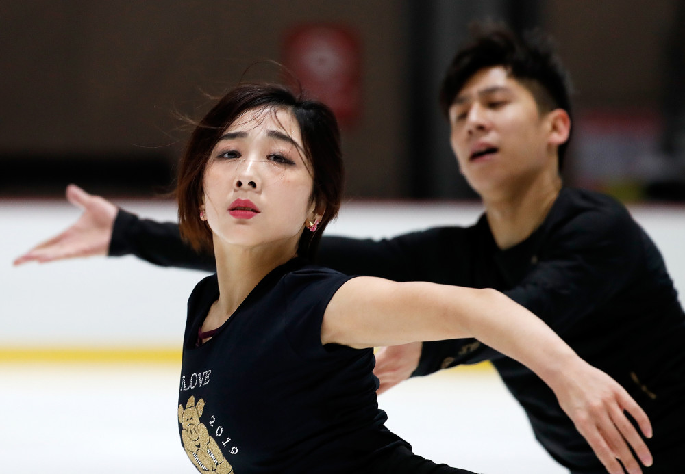 隋文静韩聪缺席花滑中国杯