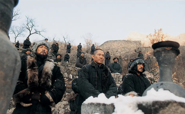 我国的戏剧一向讲求皆大欢喜,《投名状》的故事的悲剧结局反而更像