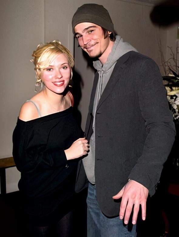 35岁黑寡妇第三次结婚,老公是最性感先生,用经济实力证明了自己