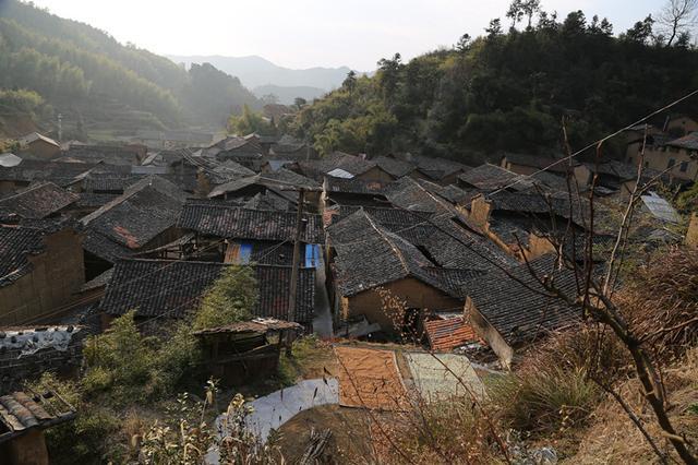 隐于山间的古老村落,松阳县尹源村