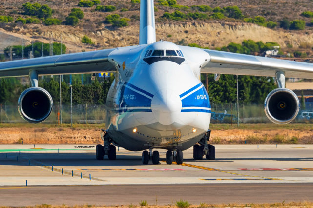 乌克兰承认无力生存,安124"鲁斯兰"运输机或成绝唱