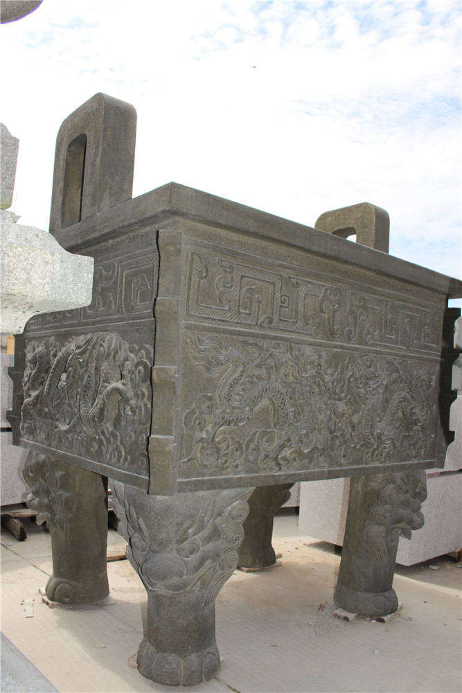 加工完的长方形石雕香炉有何特点