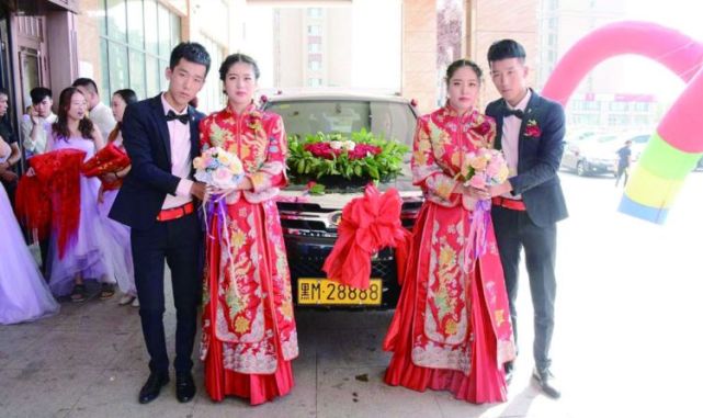 双胞胎兄弟结婚 一个丑一个帅 结婚时上错车 俩新娘都要嫁哥哥 腾讯网